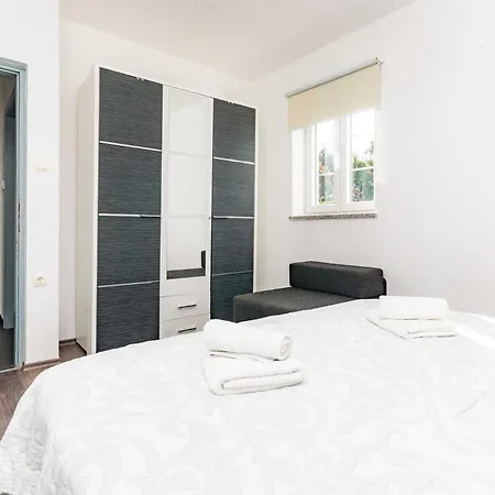 Villa Mediteran With Private Pool *