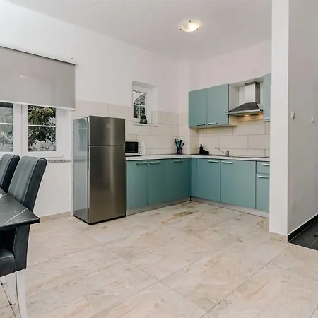 Mediteran With Private Pool *