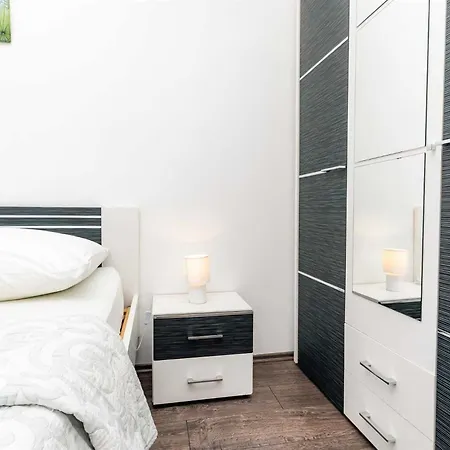 Villa Mediteran With Private Pool Vrh (Krk)