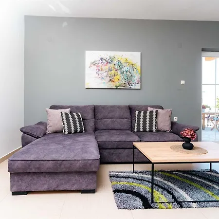 Villa Mediteran With Private Pool