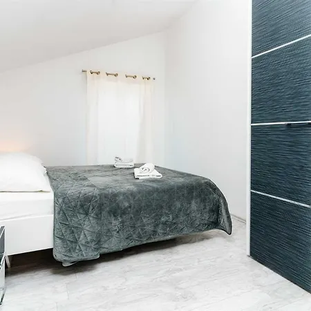 Mediteran With Private Pool