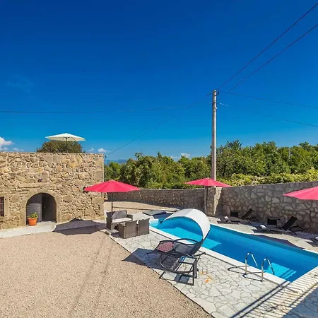 Mediteran With Private Pool *