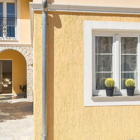 Mediteran With Private Pool *