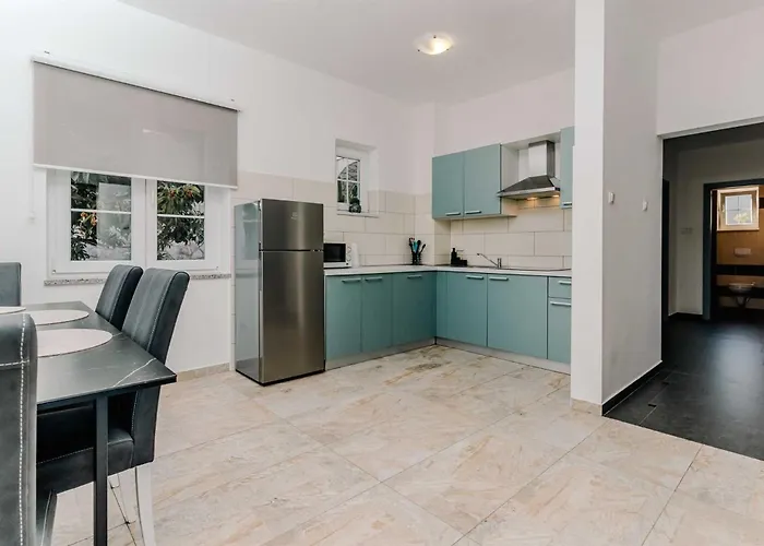 Mediteran With Private Pool *