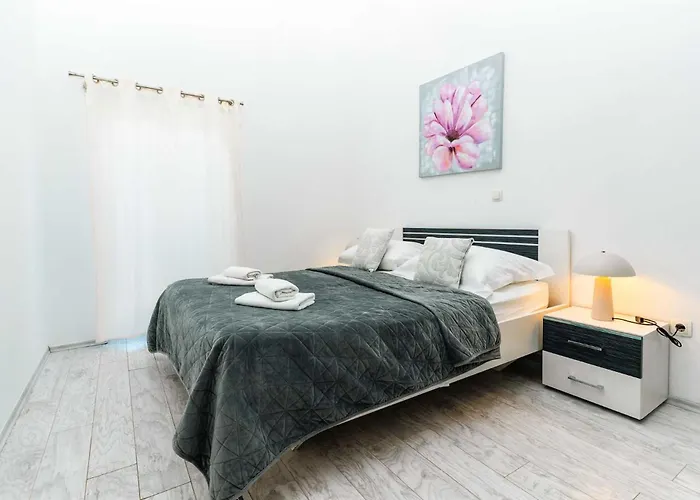 Mediteran With Private Pool *