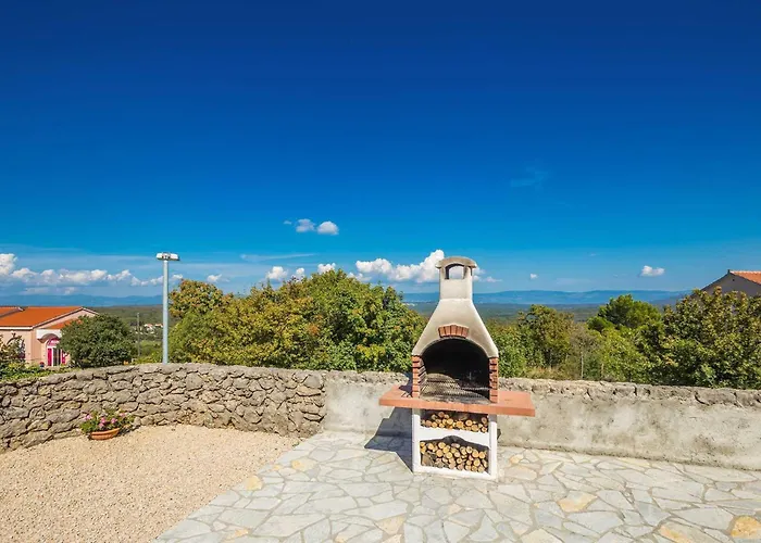 Mediteran With Private Pool Вилла