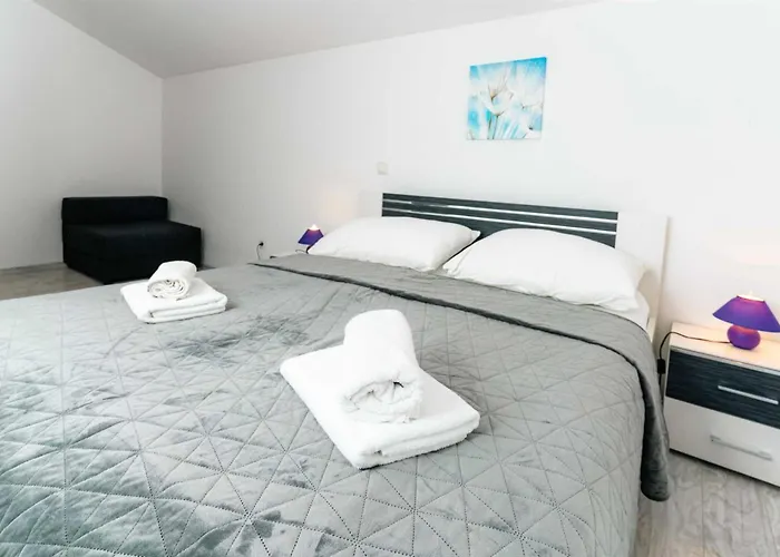 Βίλα Mediteran With Private Pool Vrh (Krk)